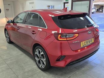Kia Ceed CRDi 3