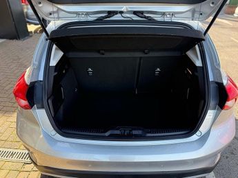 Ford Focus 1.0T EcoBoost Active Hatchback 5dr Petrol Auto Euro 6 (s/s) (125