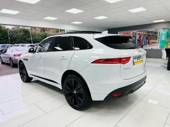 Jaguar F-PACE P250i R-Sport