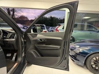 Volvo XC90 h T8 Twin Engine R-Design