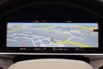 Land Rover Range Rover 2.0 P400e 12.4kWh Vogue SE SUV 5dr Petrol Plug-in Hybrid Auto 4W