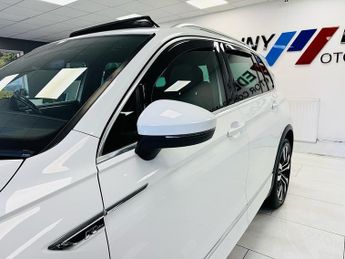 Volkswagen Tiguan TDI BlueMotion Tech R-Line