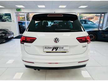 Volkswagen Tiguan TDI BlueMotion Tech R-Line