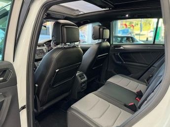 Volkswagen Tiguan TDI BlueMotion Tech R-Line