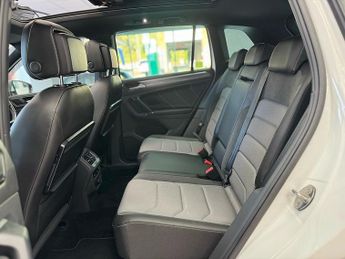 Volkswagen Tiguan TDI BlueMotion Tech R-Line