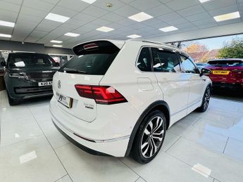 Volkswagen Tiguan TDI BlueMotion Tech R-Line