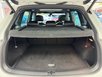 Volkswagen Tiguan TDI BlueMotion Tech R-Line