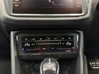 Volkswagen Tiguan TSI R
