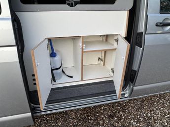 Volkswagen Transporter T6 T30 SWB 102