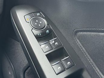 Ford Focus 1.5 EcoBoost ST-Line X Automatic