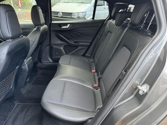 Ford Focus 1.5 EcoBoost ST-Line X Automatic