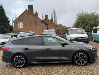 Ford Focus 1.5 EcoBoost ST-Line X Automatic