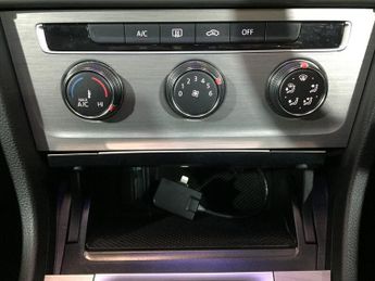 Volkswagen Golf 1.2 5dr Estate Automatic Petrol