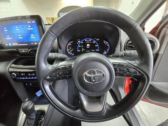 Toyota Yaris Cross VVT-h Excel