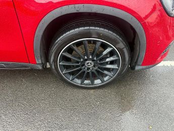 Mercedes-Benz GLA 2.1 GLA220d AMG Line (Premium Plus) SUV 5dr Diesel 7G-DCT 4MATIC