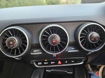 Audi TT TDI Black Edition