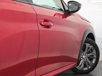 Peugeot E-208 Allure