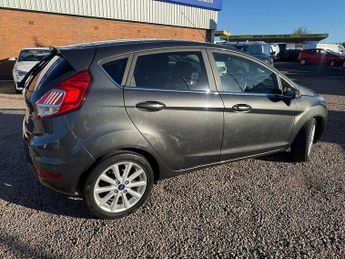 Ford Fiesta T EcoBoost Titanium