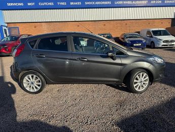 Ford Fiesta T EcoBoost Titanium
