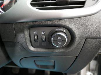 Vauxhall Astra CDTi ecoFLEX Design
