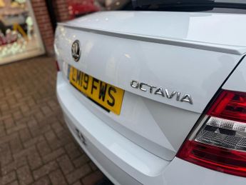 Skoda Octavia 2.0 TSI SE L Hatchback 5dr Petrol DSG Euro 6 (s/s) (190 ps)