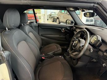 MINI Convertible 1.5 Cooper Classic Convertible 2dr Petrol Steptronic Euro 6 (s/s