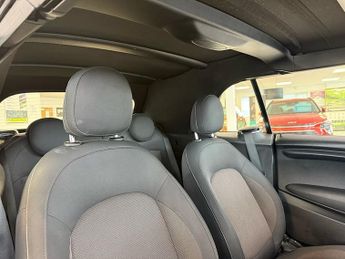 MINI Convertible 1.5 Cooper Classic Convertible 2dr Petrol Steptronic Euro 6 (s/s