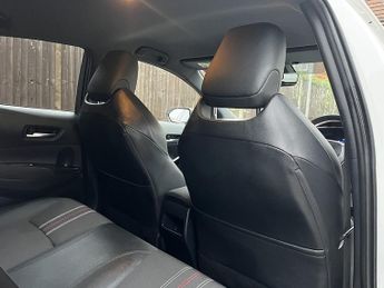 Toyota Corolla VVT-h GR SPORT