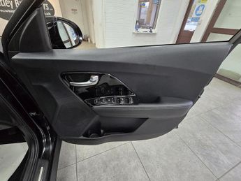Kia Niro GDi 3