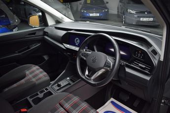 Volkswagen Caddy Maxi 2.0 TDI C20 Commerce Pro Panel Van 6dr Diesel DSG LWB Euro 6 (s/