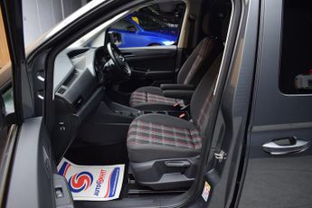 Volkswagen Caddy Maxi 2.0 TDI C20 Commerce Pro Panel Van 6dr Diesel DSG LWB Euro 6 (s/