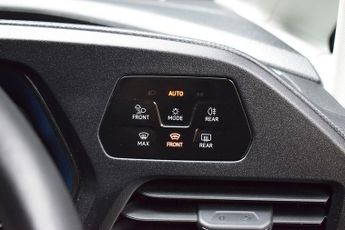 Volkswagen Caddy Maxi 2.0 TDI C20 Commerce Pro Panel Van 6dr Diesel DSG LWB Euro 6 (s/