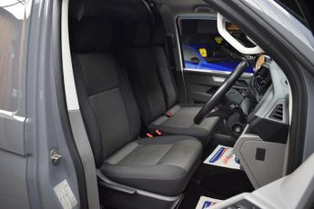 Volkswagen Transporter TDI T28 Highline