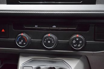 Volkswagen Transporter TDI T28 Highline