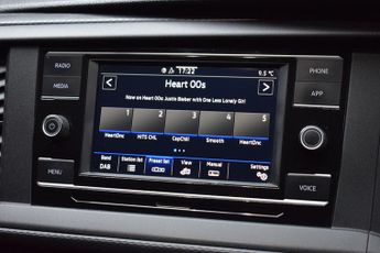 Volkswagen Transporter TDI T28 Highline