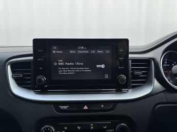 Kia Ceed 1.6 CRDi MHEV 2 Hatchback 5dr Diesel Hybrid Manual Euro 6 (s/s) 