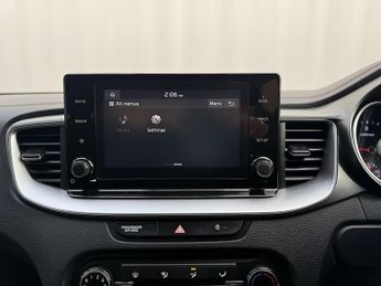 Kia Ceed 1.6 CRDi MHEV 2 Hatchback 5dr Diesel Hybrid Manual Euro 6 (s/s) 