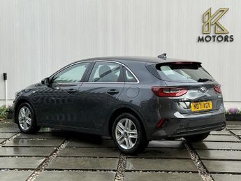 Kia Ceed 1.6 CRDi MHEV 2 Hatchback 5dr Diesel Hybrid Manual Euro 6 (s/s) 