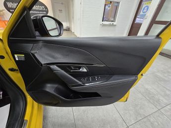 Peugeot 208 PureTech GT Line