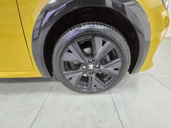 Peugeot 208 PureTech GT Line