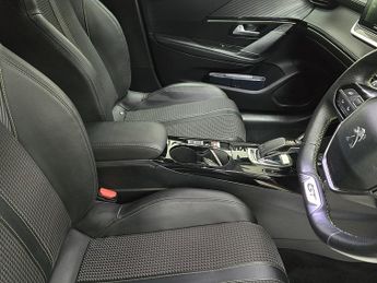 Peugeot 208 PureTech GT Line