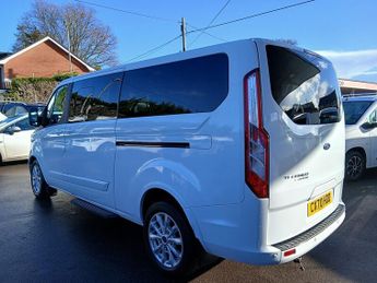 Ford Tourneo Custom 2.0 320 EcoBlue Titanium Minibus Double Cab 5dr Diesel Auto L2 E