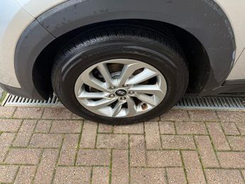 Hyundai TUCSON 1.7 CRDi Blue Drive SE Nav SUV 5dr Diesel DCT Euro 6 (s/s) (141 