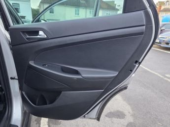 Hyundai TUCSON 1.6 T-GDi SE Nav SUV 5dr Petrol DCT Euro 6 (s/s) (177 ps)