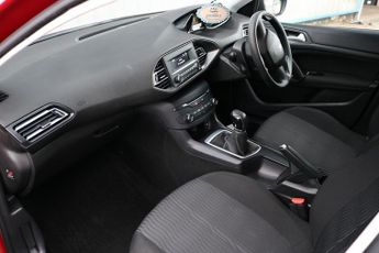 Peugeot 308 BlueHDi Access