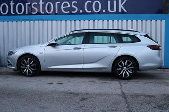 Vauxhall Insignia Turbo D BlueInjection Design Nav