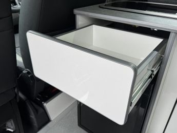 Volkswagen Transporter T6 T30 102 SWB