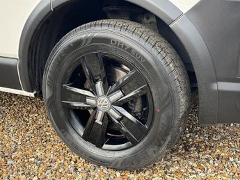 Volkswagen Transporter T6 T30 102 SWB