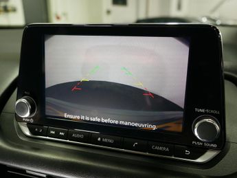 Nissan Qashqai DIG-T MHEV Acenta Premium