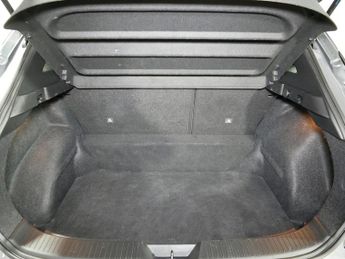 Nissan Qashqai DIG-T MHEV Acenta Premium